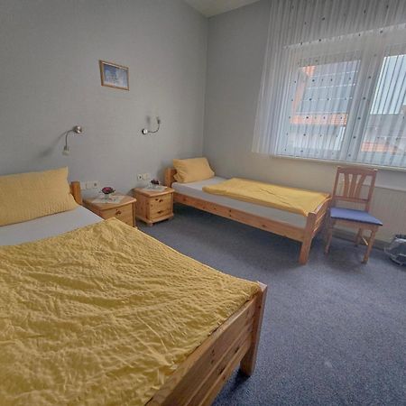 Pension Und Ferienwohnungen Bachmann Wölfersheim Zewnętrze zdjęcie
